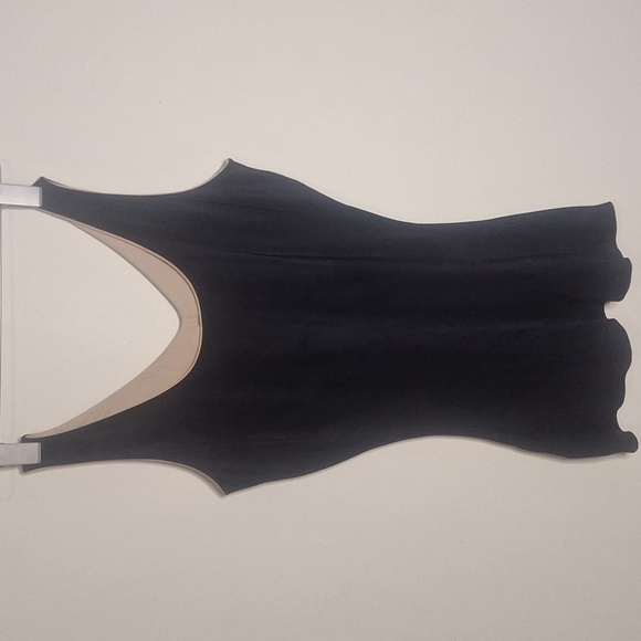 Spanx Assets Red Hot Lable Reversible Shaping Tank Top Size M - Picture 2 of 8